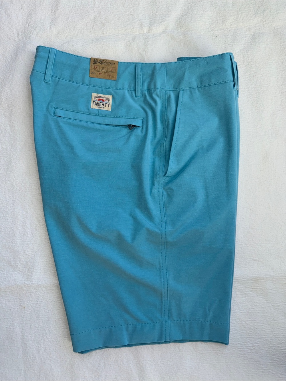 NWT All Day Faherty Turquoise Men’s Flat Front Shorts 35